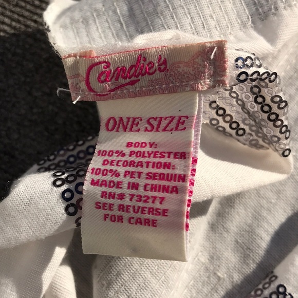 ☀️ Silver and White Striped Scarf - Picture 3 of 3